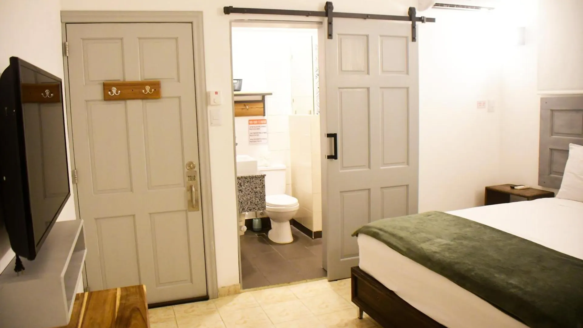 Hotel Hostal Marina Samana
