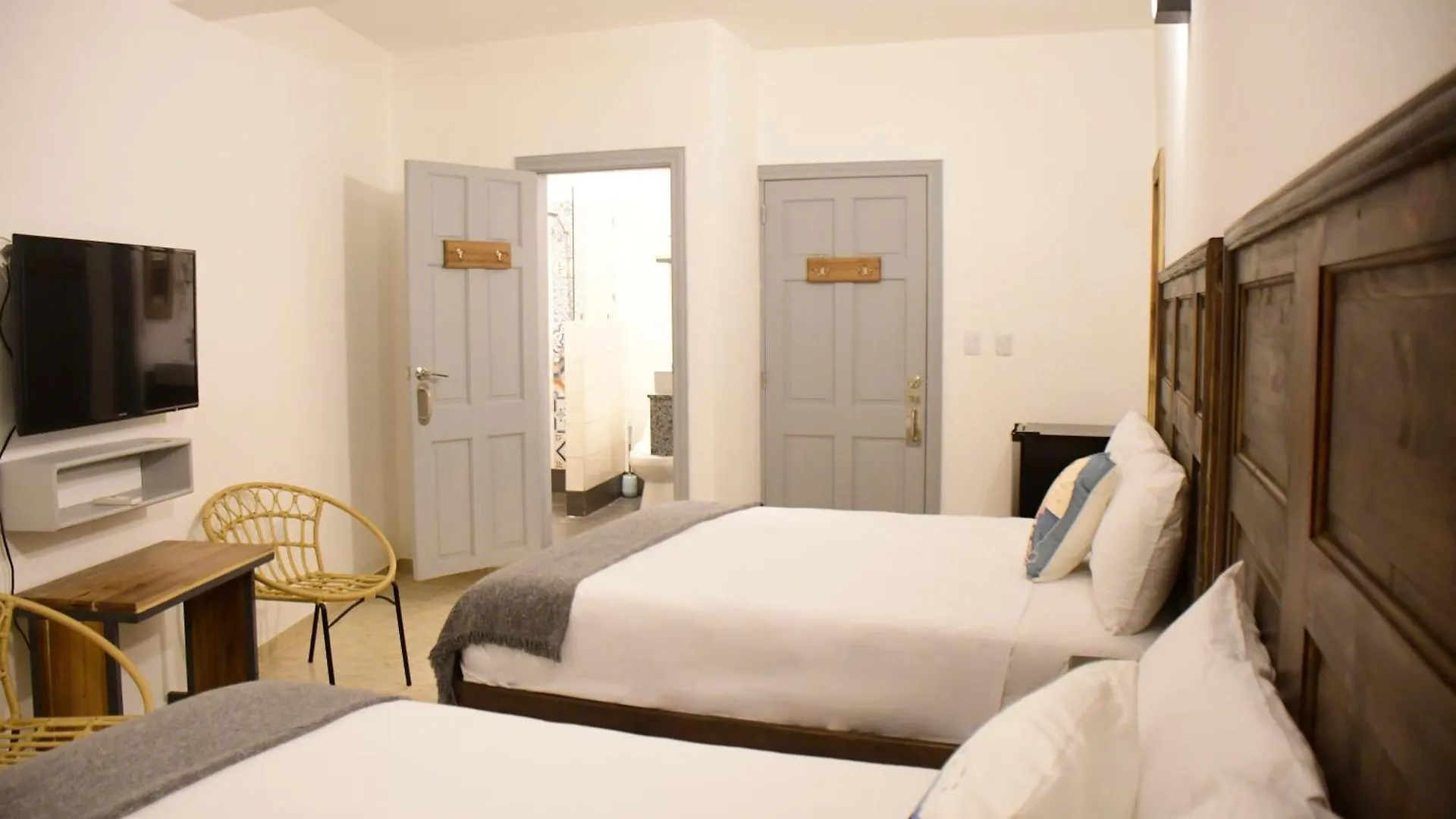 Hostal Marina Samana Hotel