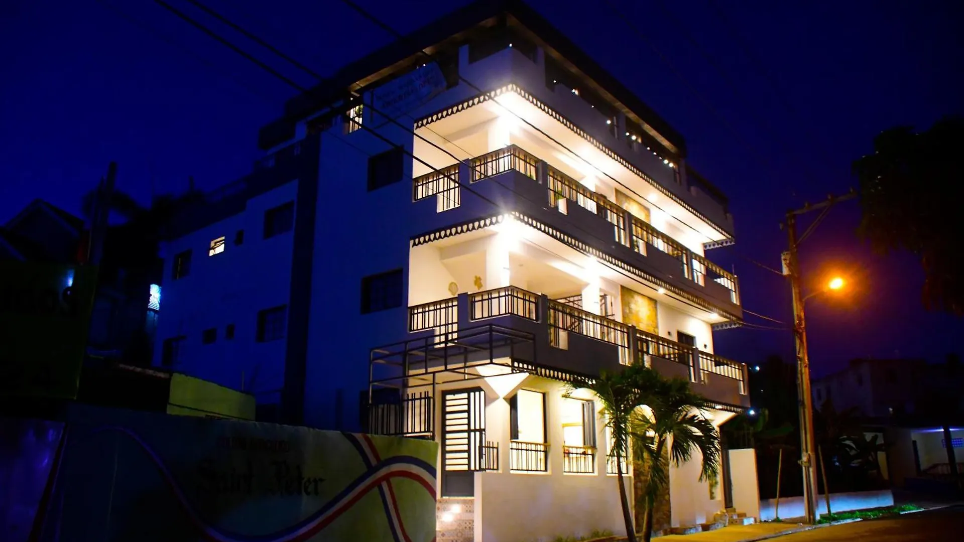 Hostal Marina Samana 0*,
