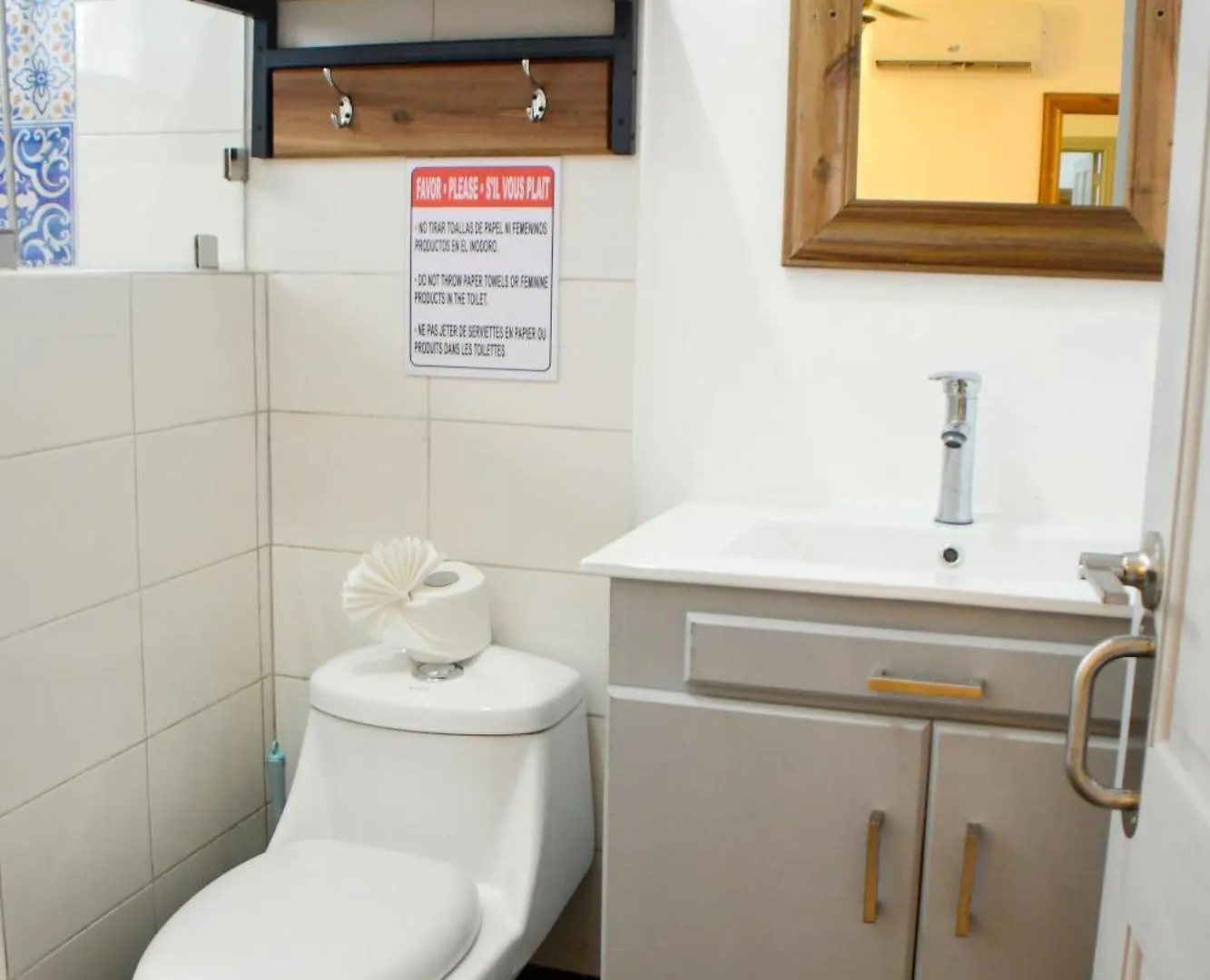 Hotel Hostal Marina Samana