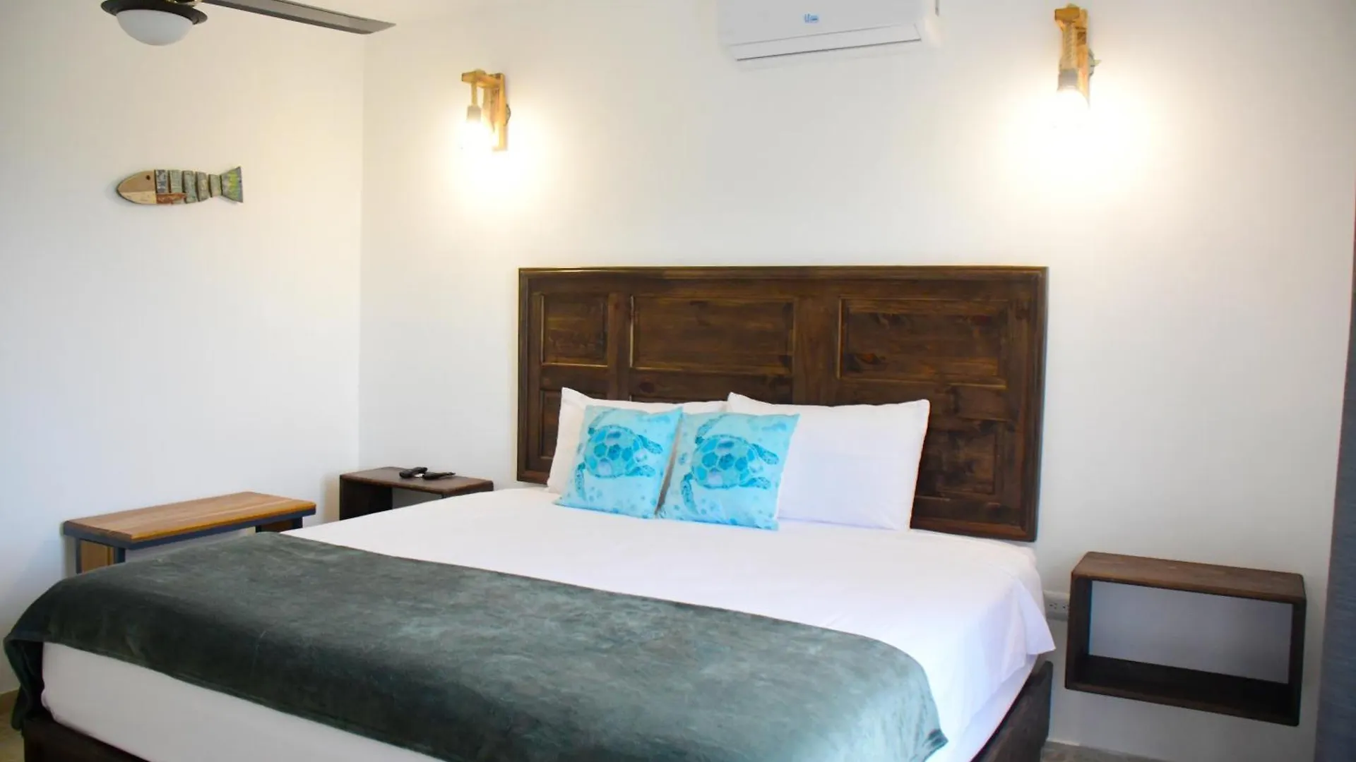 Hostal Marina Samana Hotel