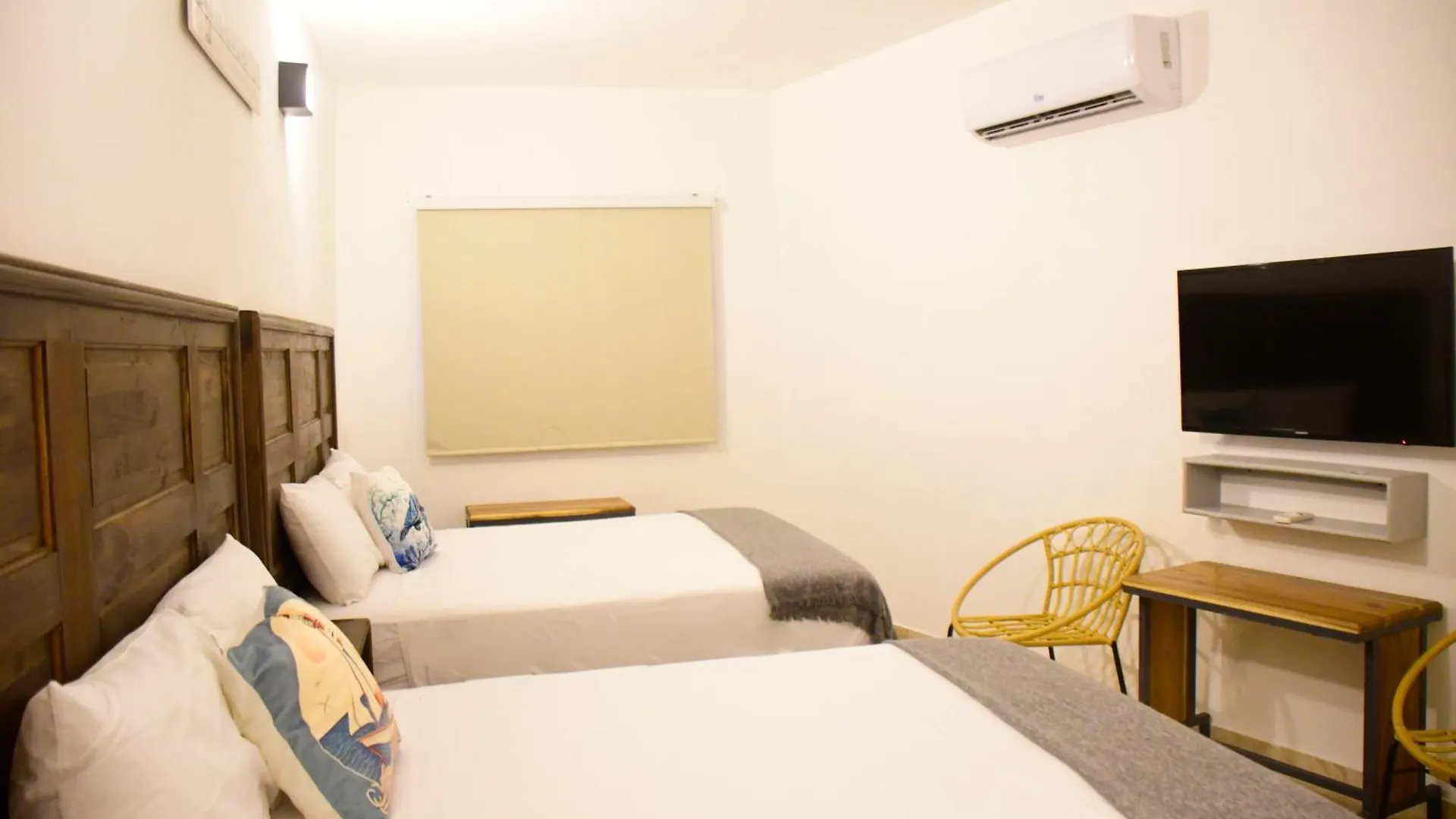 Hostal Marina Samana 0*,